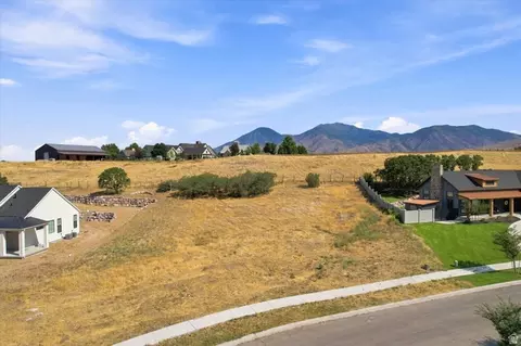 263 E Twin Hollow Cir S #21, Mapleton, UT 84664 photo 2