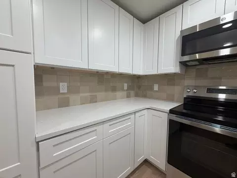 Kitchen - 485 E 7800 S, Midvale, UT 84047 photo 2 of 2