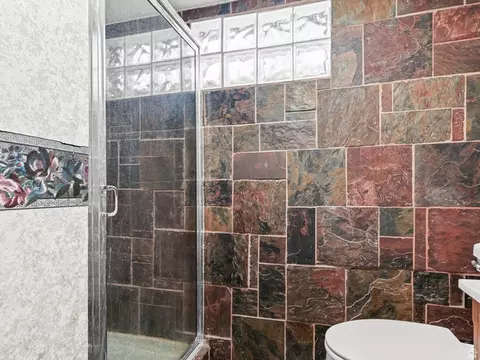 Bath - 309 S 400 E, Orem, UT 84097 photo 3 of 3