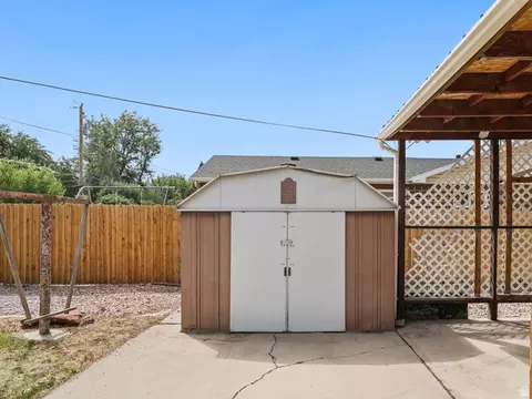Exterior - 309 S 400 E, Orem, UT 84097 photo 4 of 9