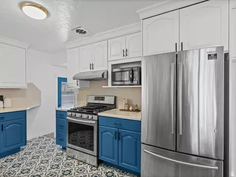 Kitchen - 309 S 400 E, Orem, UT 84097 photo 3 of 5
