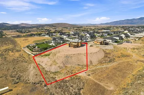 View/Area - 9126 N Lakefront Dr, Eagle Mountain, UT 84005 photo 5 of 7