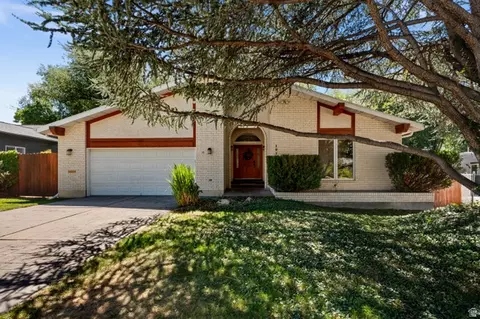 1910 E Millcreek Way, Salt Lake City, UT 84106