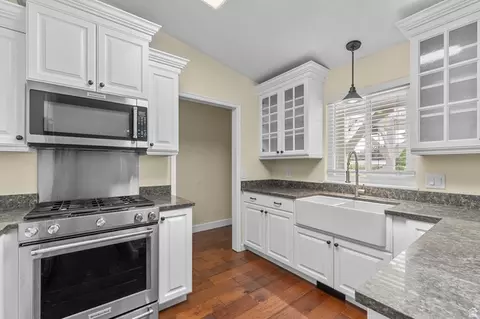 Kitchen - 18 S 860 E, Orem, UT 84097 photo 2 of 3