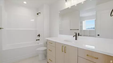 Bath - 188 N 300 E #2, Morgan, UT 84050 photo 2 of 3