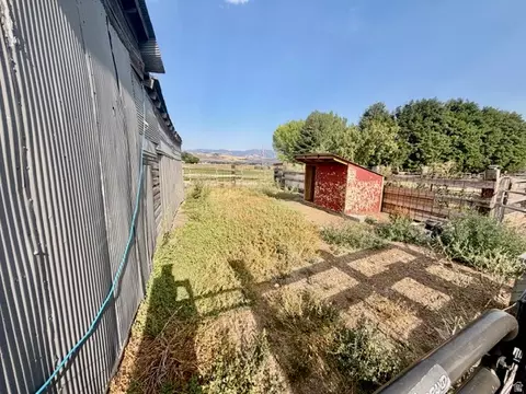Exterior - 662 E Oneida St, Preston, ID 83263 photo 11 of 18