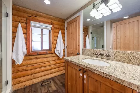 Bath - 1130 Interlaken Way, Midway, UT 84049 photo 1 of 4