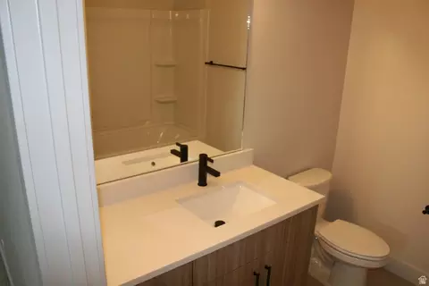 Bath - 1348 S Mountain Rd E, Ogden, UT 84404 photo 3 of 3