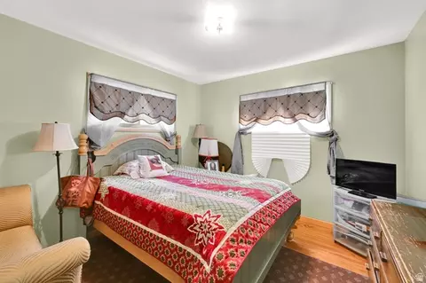 Bedroom - 124 33rd St, Ogden, UT 84401 photo 2 of 4