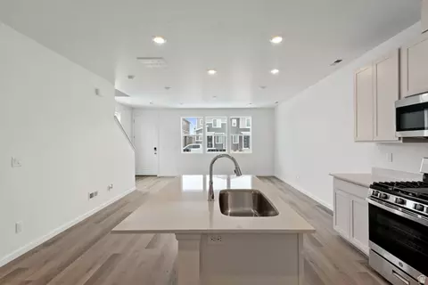 Kitchen - 1257 E 1670 N #801, Payson, UT 84651 photo 1 of 1