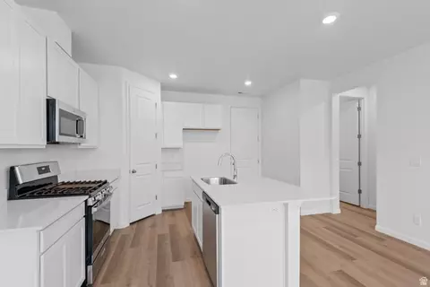 Entry Way - 1257 E 1670 N #801, Payson, UT 84651 photo 1 of 1