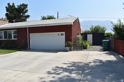 Exterior - 330 N 725 W, Orem, UT 84057 photo 3 of 8