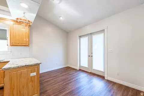 Entry Way - 170 E 350 N, Saint George, UT 84790 photo 5 of 8