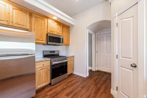 Entry Way - 170 E 350 N, Saint George, UT 84790 photo 1 of 8