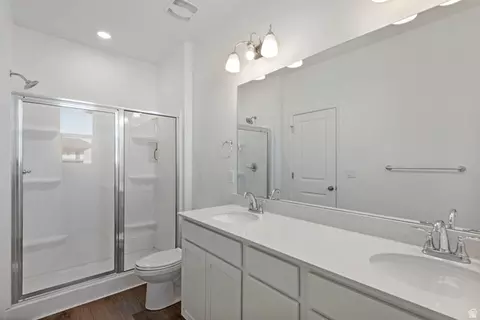 Bath - 1263 E 1670 N #804, Payson, UT 84651 photo 1 of 3