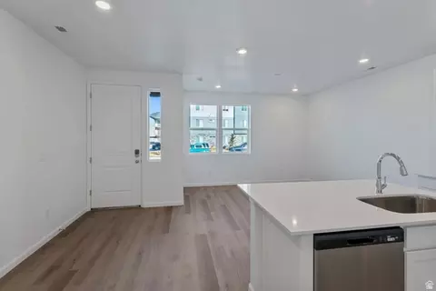 Living - 1263 E 1670 N #804, Payson, UT 84651 photo 1 of 1