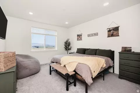 Bedroom - 735 N 300 W, Smithfield, UT 84335 photo 1 of 5