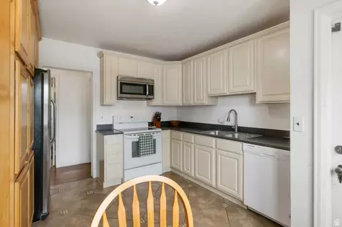 Kitchen - 135 S 600 W, Provo, UT 84601 photo 1 of 5