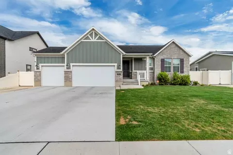 8061 S Oakridge Dr, West Jordan, UT 84081