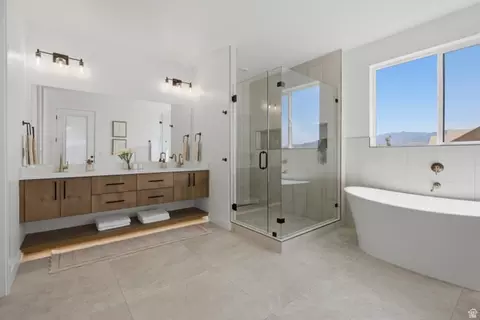 Bath - 923 E Shilow Rd #130, Erda, UT 84074 photo 3 of 4