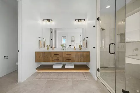 Bath - 923 E Shilow Rd #130, Erda, UT 84074 photo 3 of 5
