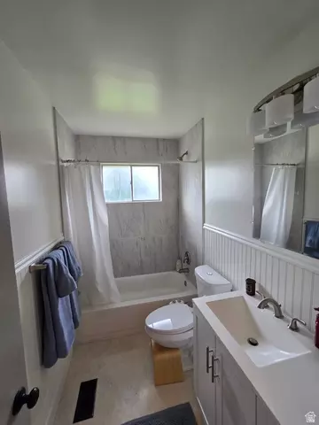 Bath - 686 E 2nd St, Ogden, UT 84404 photo 1 of 2