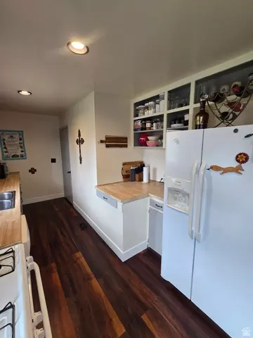 Kitchen - 686 E 2nd St, Ogden, UT 84404 photo 2 of 2