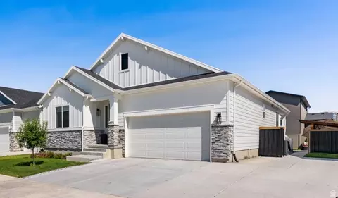 4976 W Escalante Ln, Mountain Green, UT 84050
