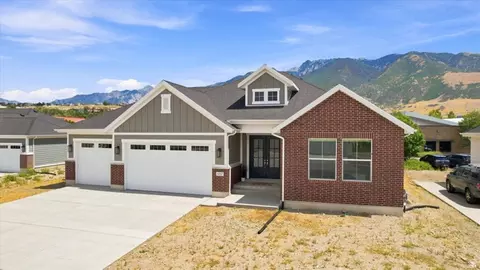 Exterior - 12517 S 1100 E, Draper, UT 84020 photo 4 of 6