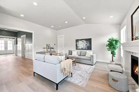 Living - 12517 S 1100 E, Draper, UT 84020 photo 2 of 2