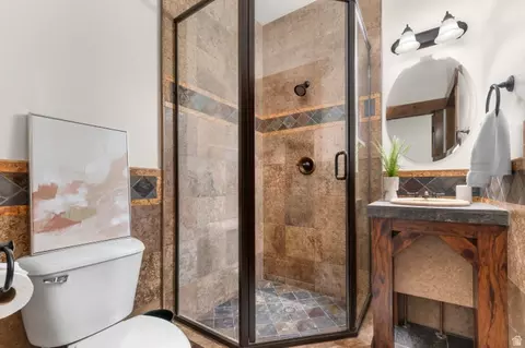Bath - 1113 N Springer View Dr, Midway, UT 84049 photo 3 of 4