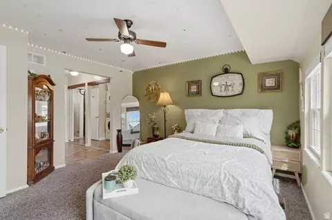Bedroom - 130 W Pheasantbrook Dr, Centerville, UT 84014 photo 3 of 5