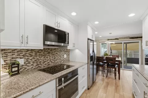 Kitchen - 130 W Pheasantbrook Dr, Centerville, UT 84014 photo 1 of 1