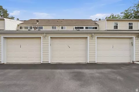 Exterior - 130 W Pheasantbrook Dr, Centerville, UT 84014 photo 5 of 8