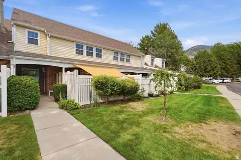 Exterior - 130 W Pheasantbrook Dr, Centerville, UT 84014 photo 3 of 8