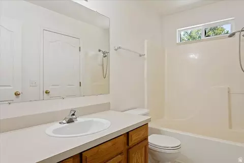 Bath - 170 N Pingree Ave, Ogden, UT 84404 photo 1 of 2