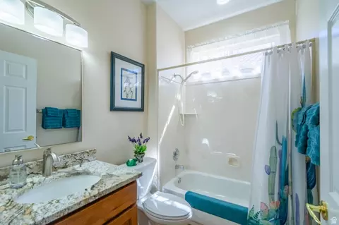 Bath - 1836 W Ruby River Ln, Saint George, UT 84790 photo 7 of 8