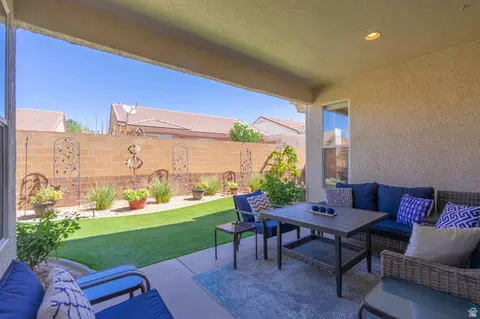 Exterior - 1836 W Ruby River Ln, Saint George, UT 84790 photo 2 of 18