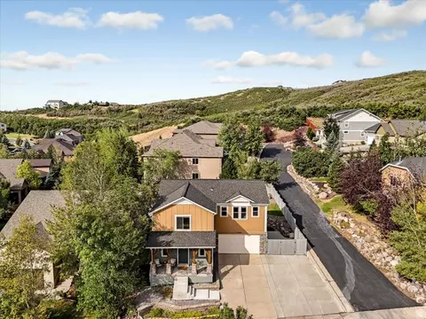 View/Area - 15228 S Eagle Chase Dr, Draper, UT 84020 photo 2 of 4
