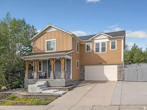 Exterior - 15228 S Eagle Chase Dr, Draper, UT 84020 photo 2 of 5