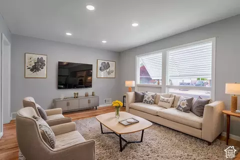418 W 4675 S, Washington Terrace, UT 84405