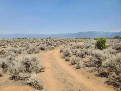 Undisclosed, Spring City, UT 84662 photo 4