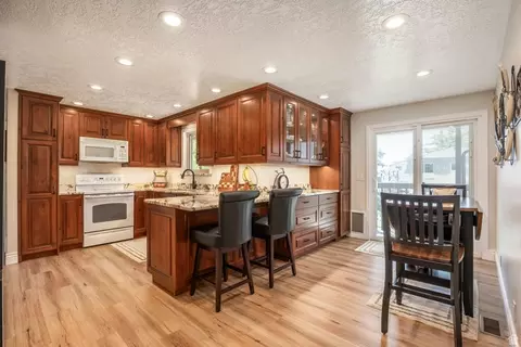 3819 W Owensboro Dr S, West Jordan, UT 84084