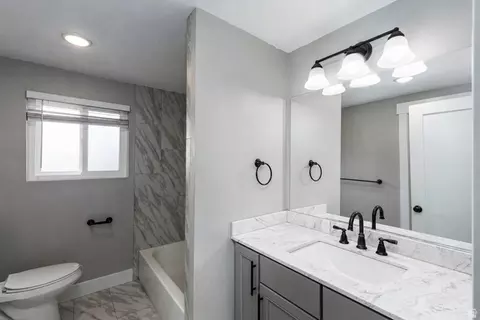 Bath - 661 E Wyandotte Ave, Sandy, UT 84070 photo 1 of 2