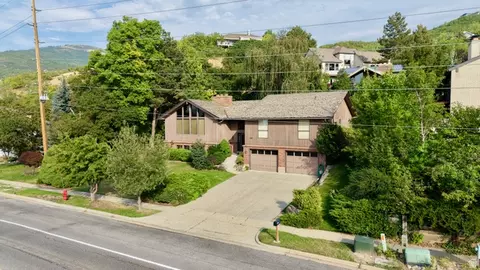 View/Area - 2197 S Bountiful Blvd, Bountiful, UT 84010 photo 2 of 10