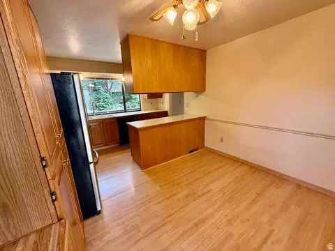 Dining - 2197 S Bountiful Blvd, Bountiful, UT 84010 photo 1 of 2