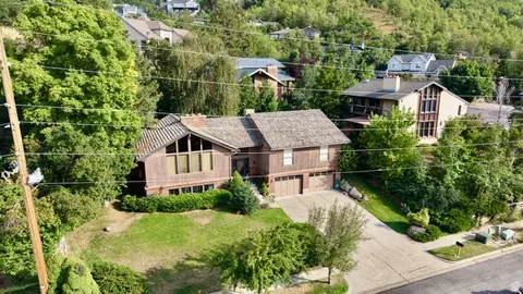 View/Area - 2197 S Bountiful Blvd, Bountiful, UT 84010 photo 9 of 10