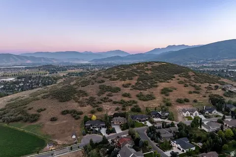 View/Area - 460 E Saddle Dr, Midway, UT 84049 photo 8 of 9