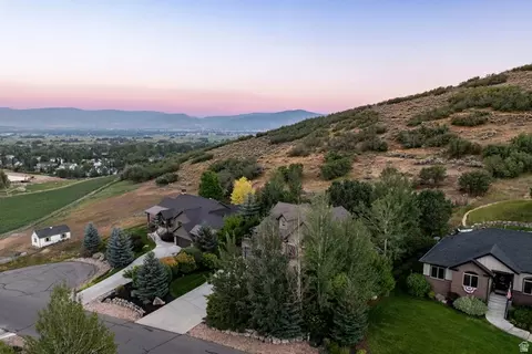 View/Area - 460 E Saddle Dr, Midway, UT 84049 photo 1 of 9