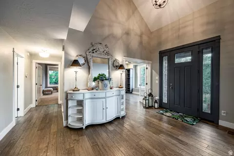 Entry Way - 460 E Saddle Dr, Midway, UT 84049 photo 3 of 7